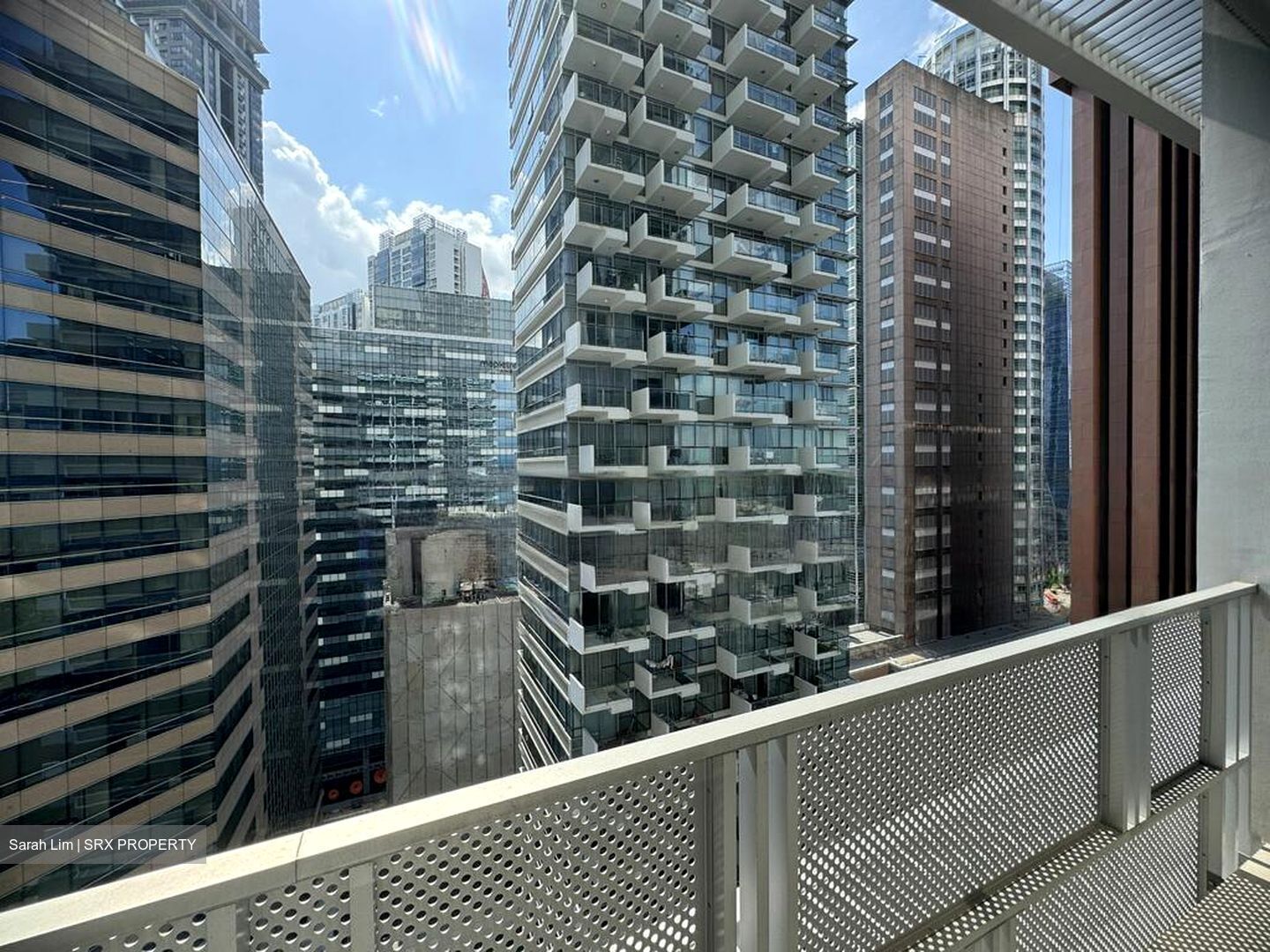 Eon Shenton (D2), Office #479510301